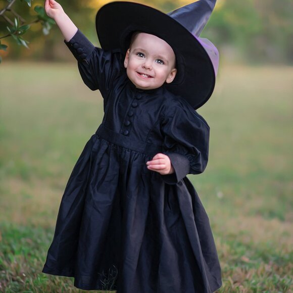 Witch Dress - Picture 3 of 8